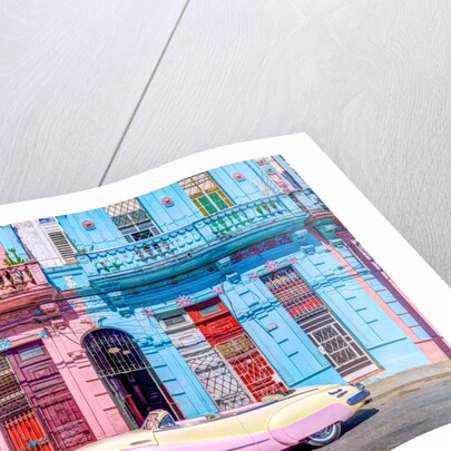 Vintage car in Havana by Assaf Frank